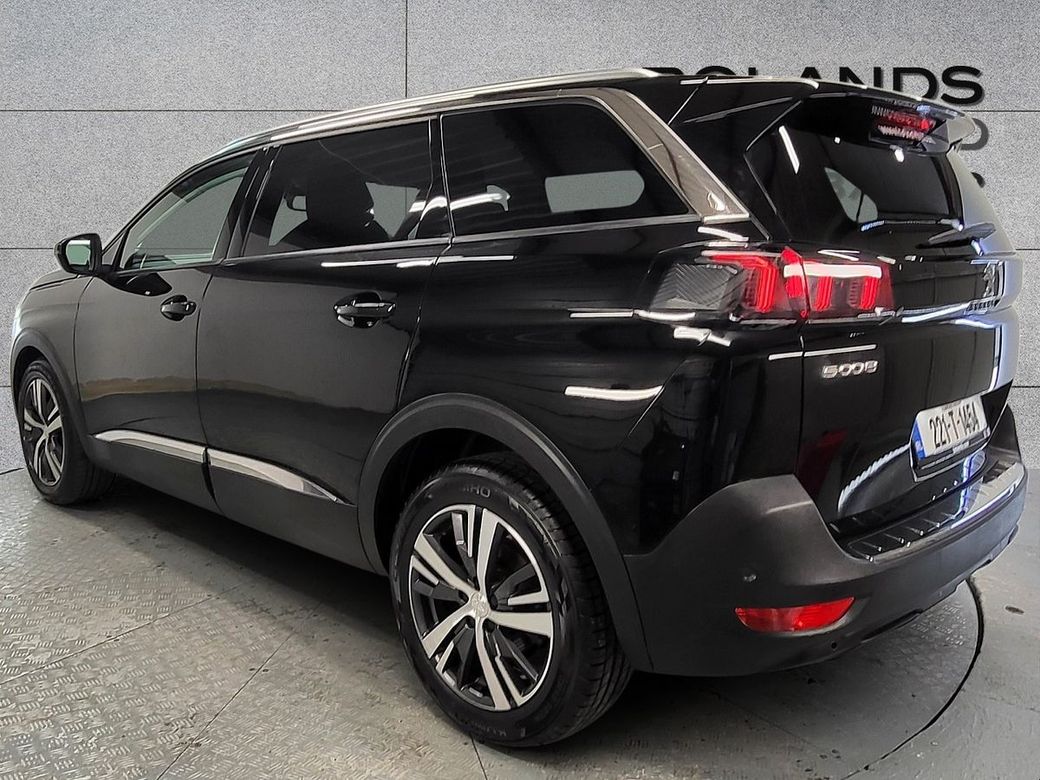 2022 Peugeot 5008
