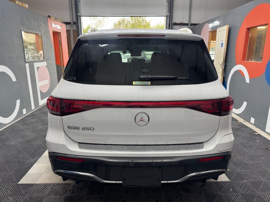 2023 Mercedes-Benz EQB