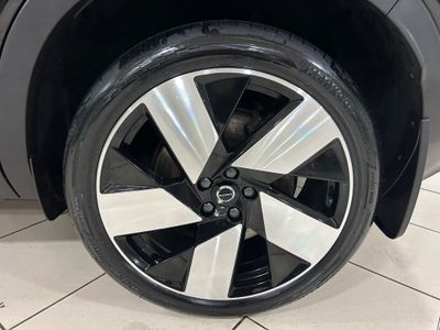 2022 Volvo C40