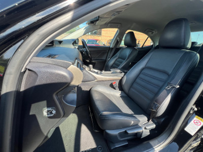 2015 Lexus IS