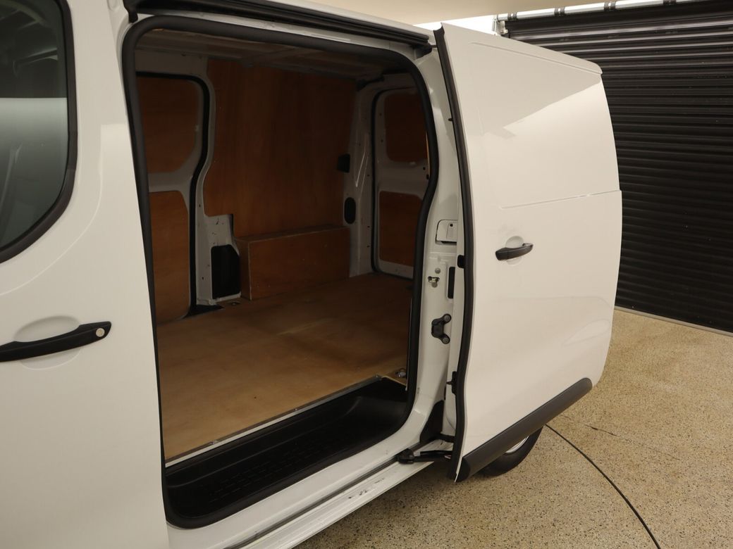 2023 Peugeot Expert
