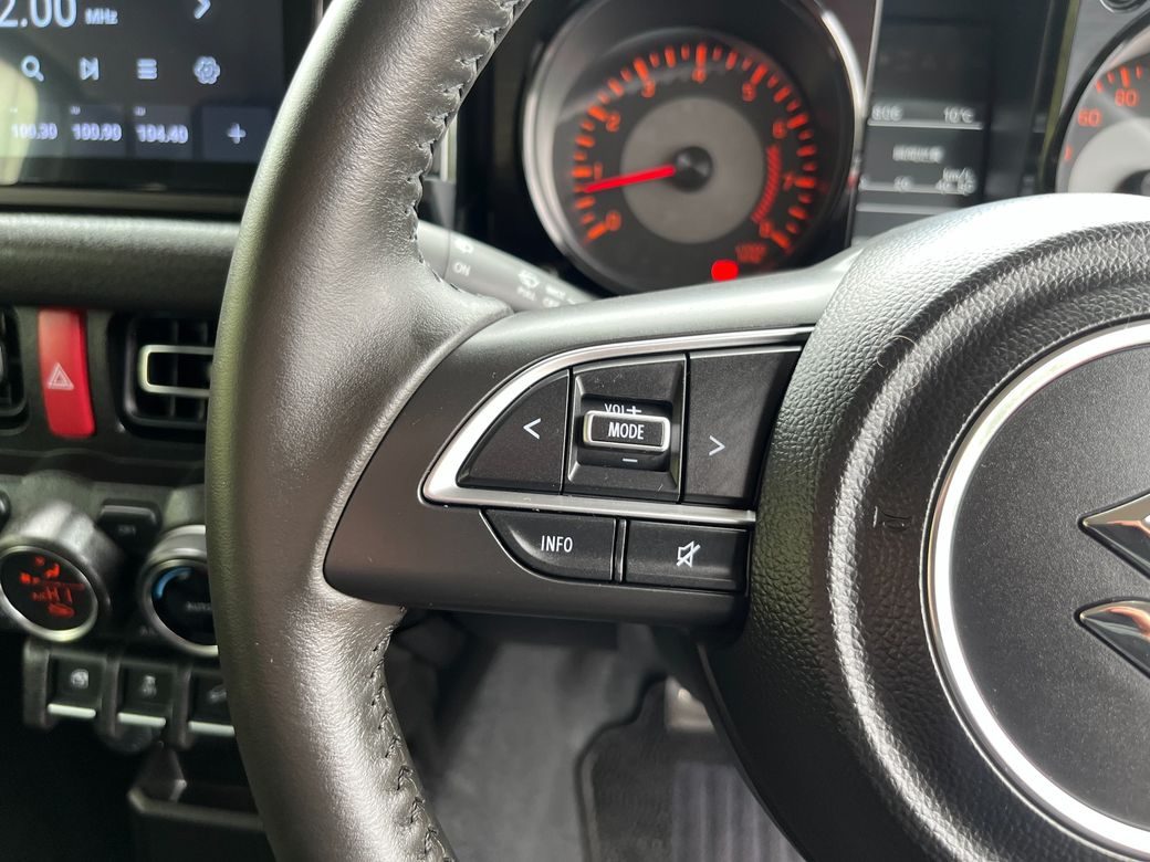 2025 Suzuki Jimny