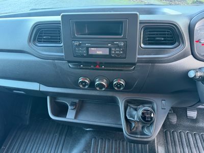 2023 Renault Master