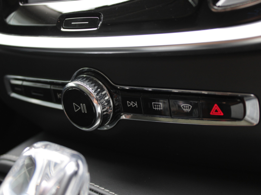 2019 Volvo V60
