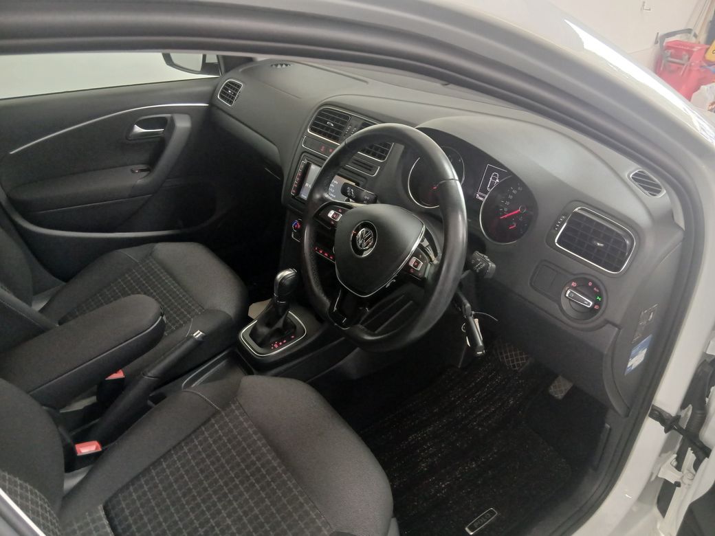 2017 Volkswagen Polo