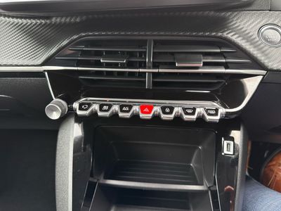 2023 Peugeot 208