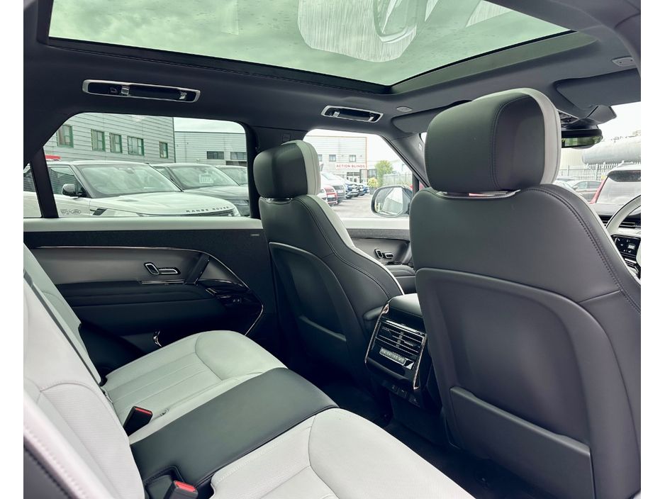 2026 Land Rover Range Rover Sport