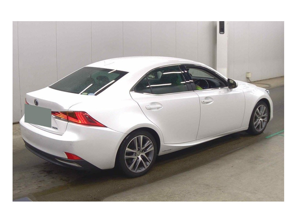 2018 Lexus IS 300h