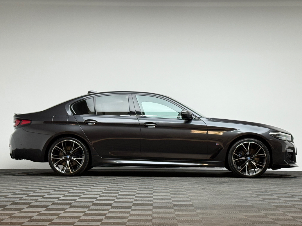 2021 BMW 5 Series