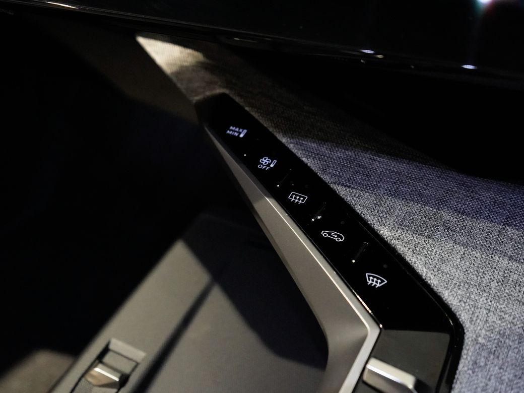 2025 Peugeot 3008