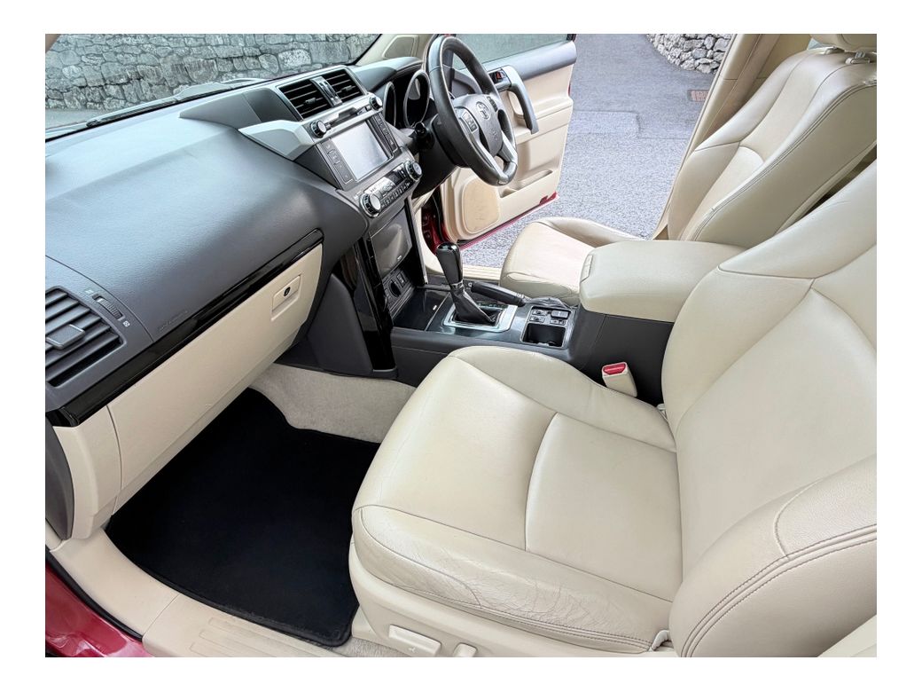 2017 Toyota Landcruiser