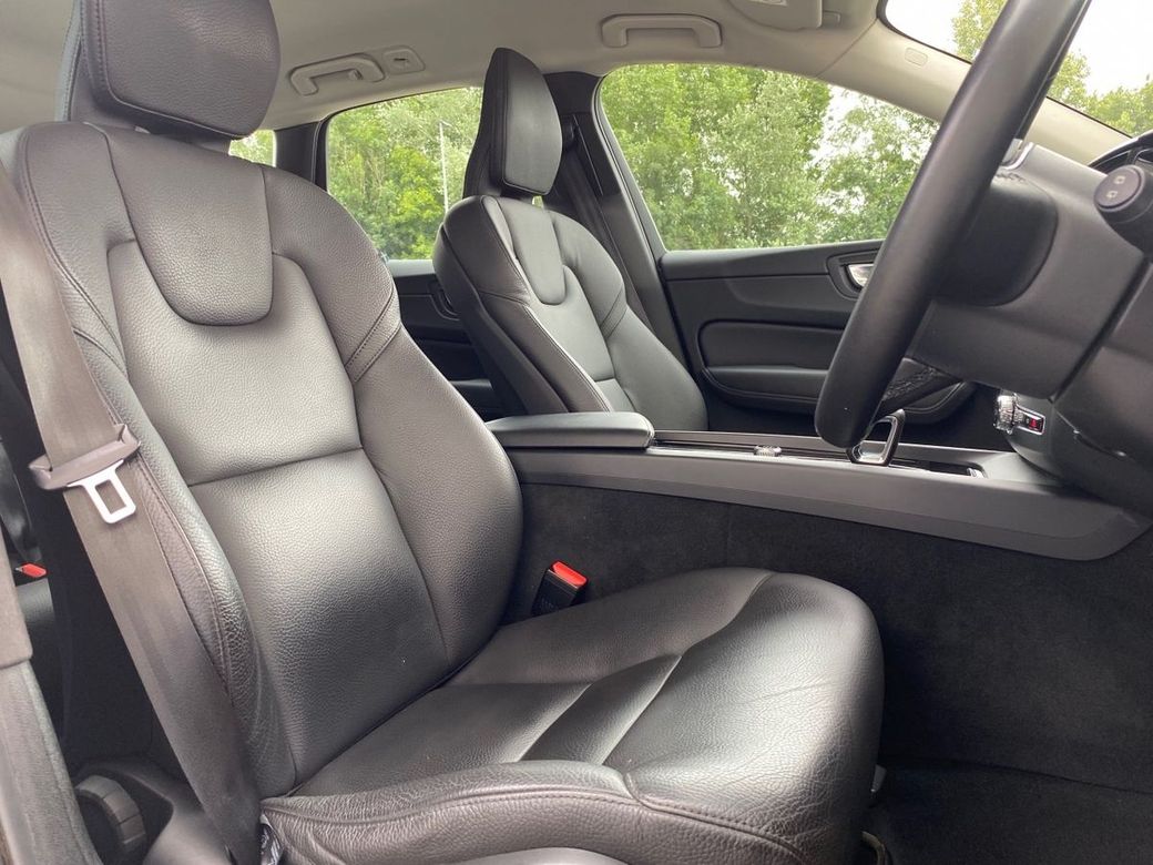 2022 Volvo XC60