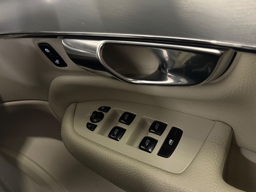 2017 Volvo XC90