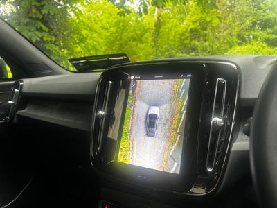 2022 Volvo C40