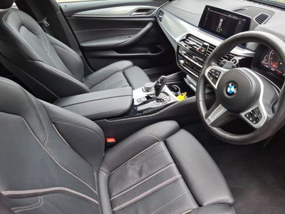 2020 BMW 520