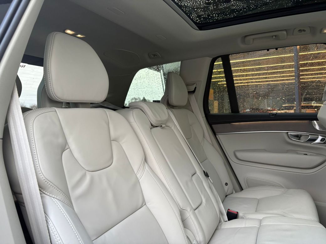 2025 Volvo XC90