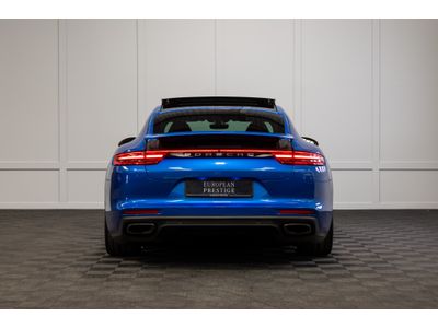 2018 Porsche Panamera