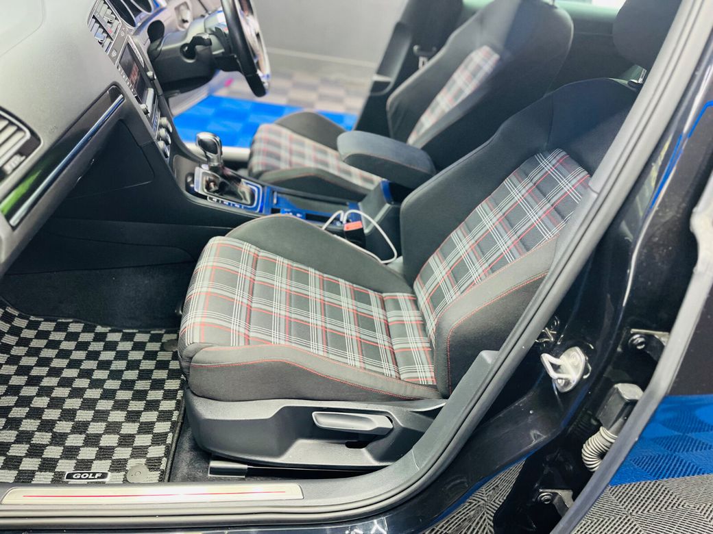 2014 Volkswagen Golf