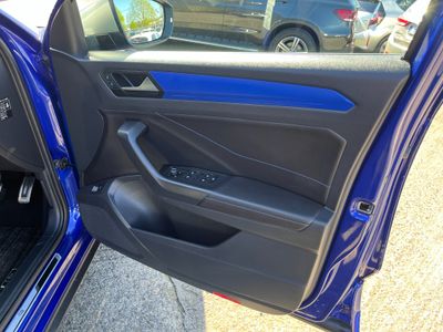 2023 Volkswagen T-Roc