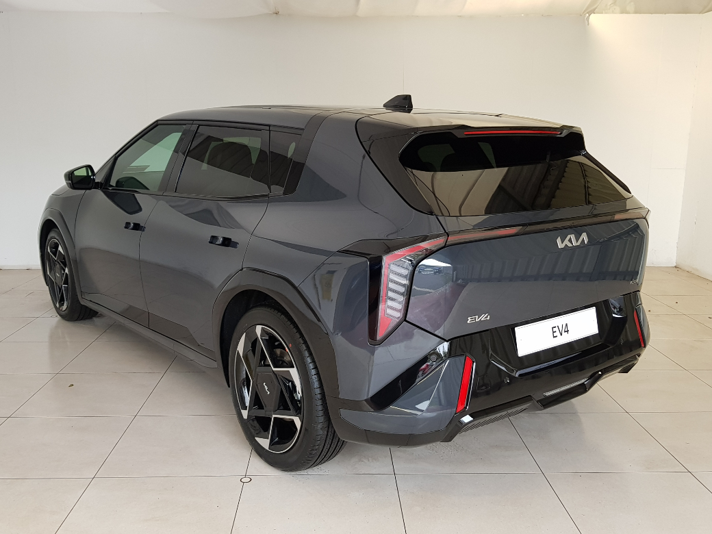 2027 Kia EV4
