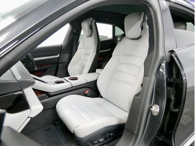 2023 Porsche Taycan