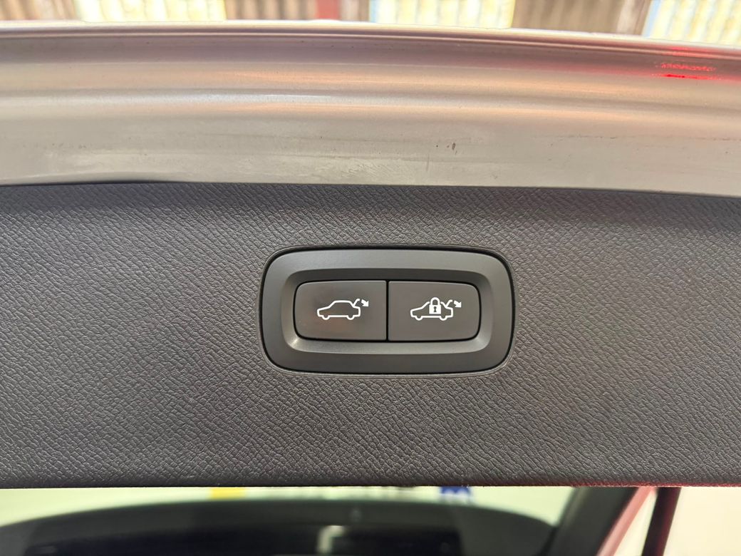 2016 Volvo XC90