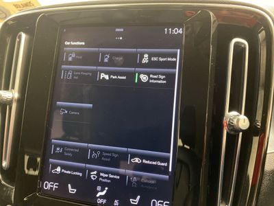 2022 Volvo XC40