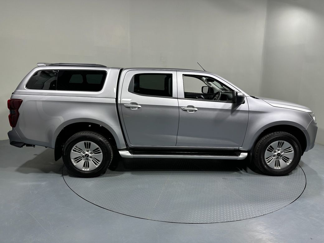 2021 Isuzu D-MAX