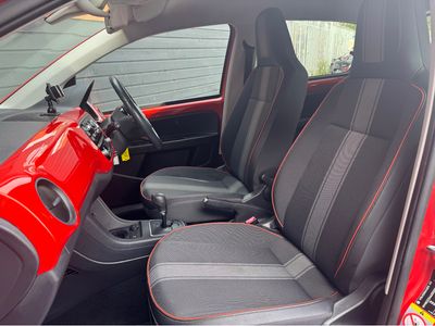 2014 Volkswagen up!