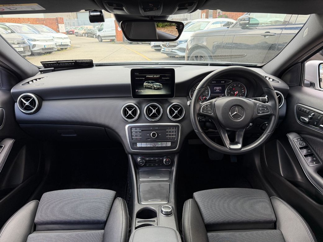 2018 Mercedes-Benz A 180