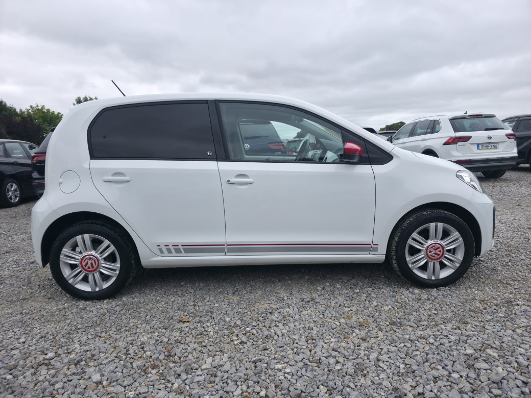 2017 Volkswagen up!