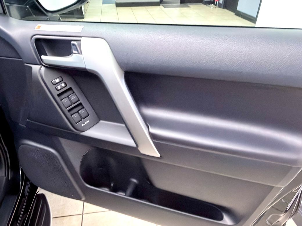 2023 Toyota Landcruiser