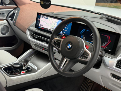 2025 BMW XM