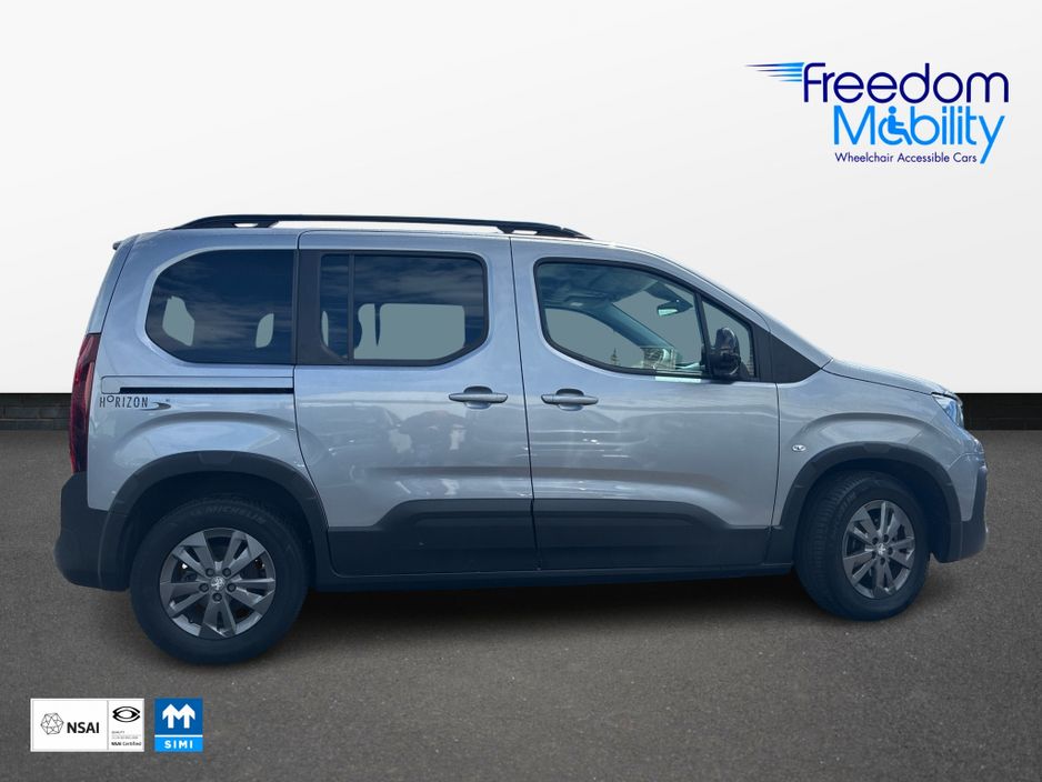 2023 Peugeot Rifter