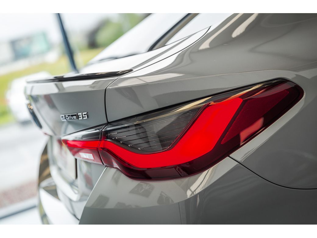 2024 BMW i4