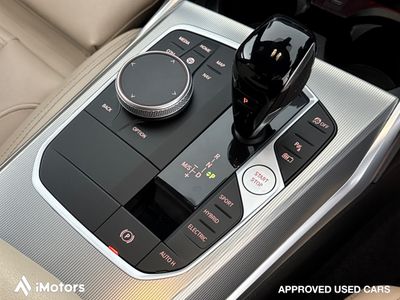 2021 BMW 330