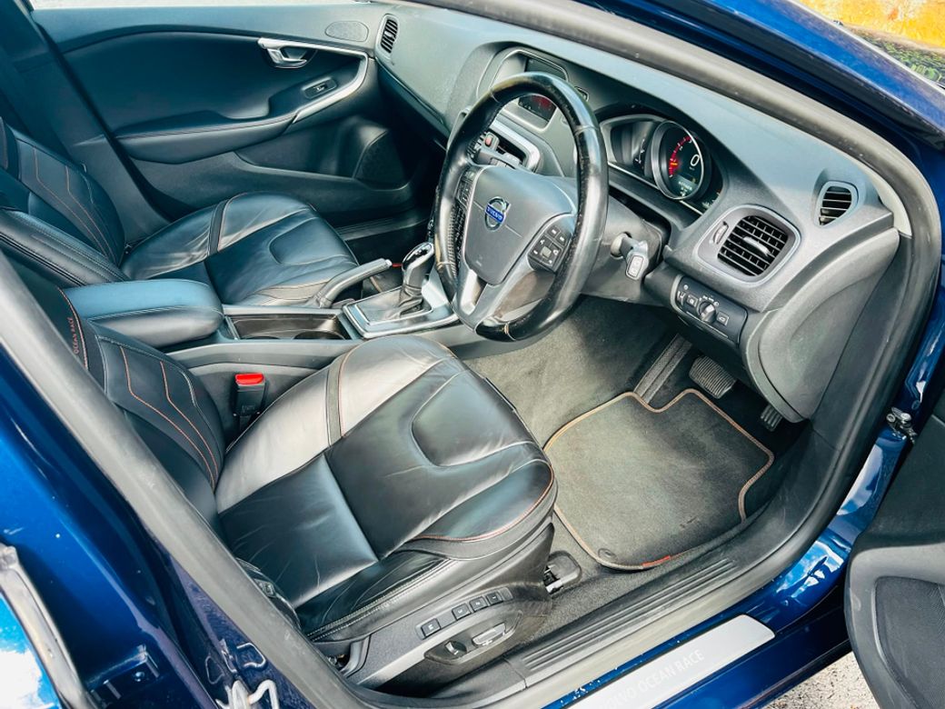 2015 Volvo V40