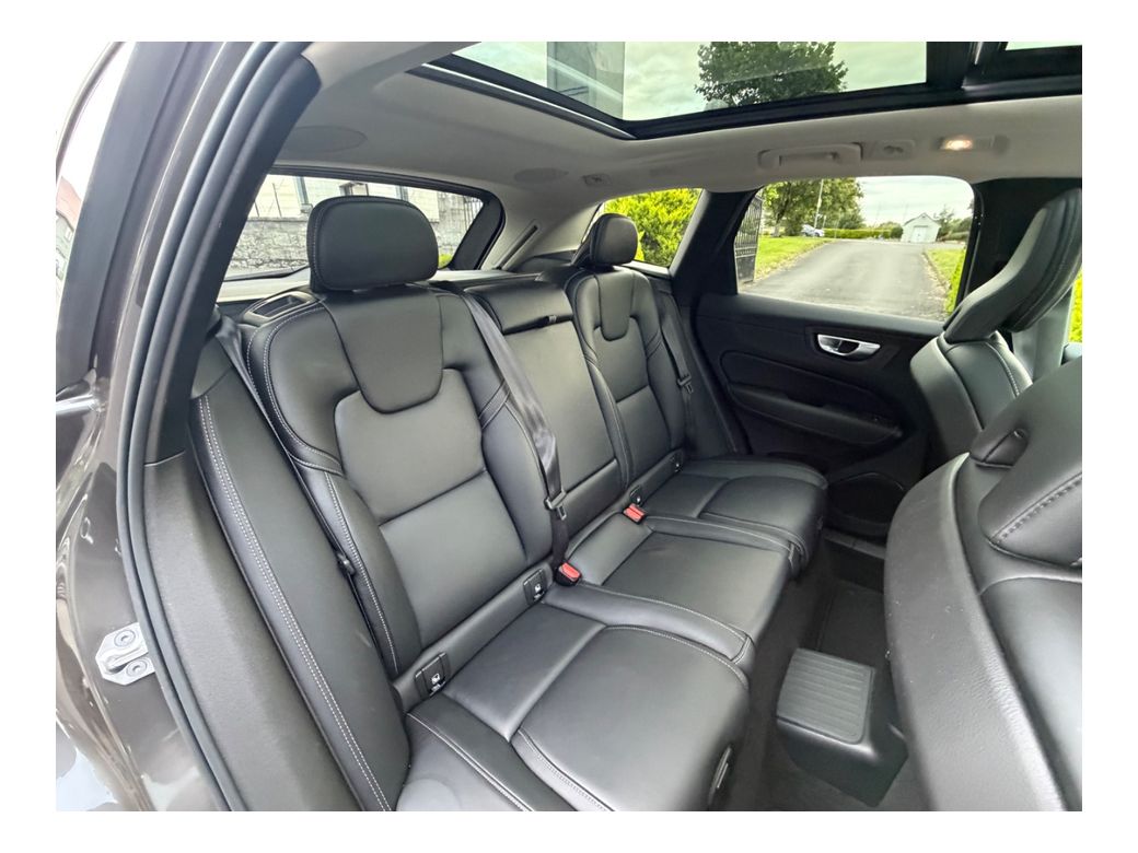 2022 Volvo XC60