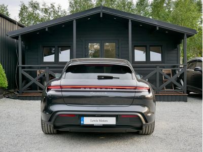 2023 Porsche Taycan