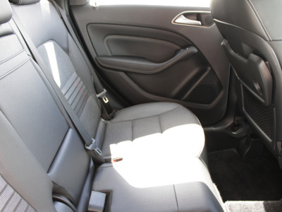 2018 Mercedes-Benz B 180