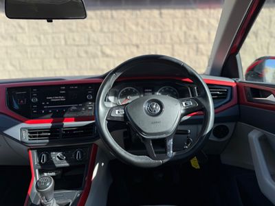 2018 Volkswagen Polo