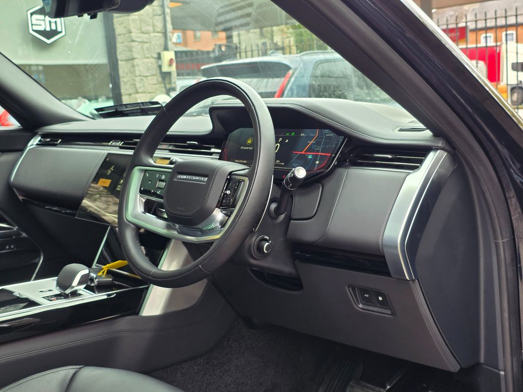 2025 Land Rover Range Rover