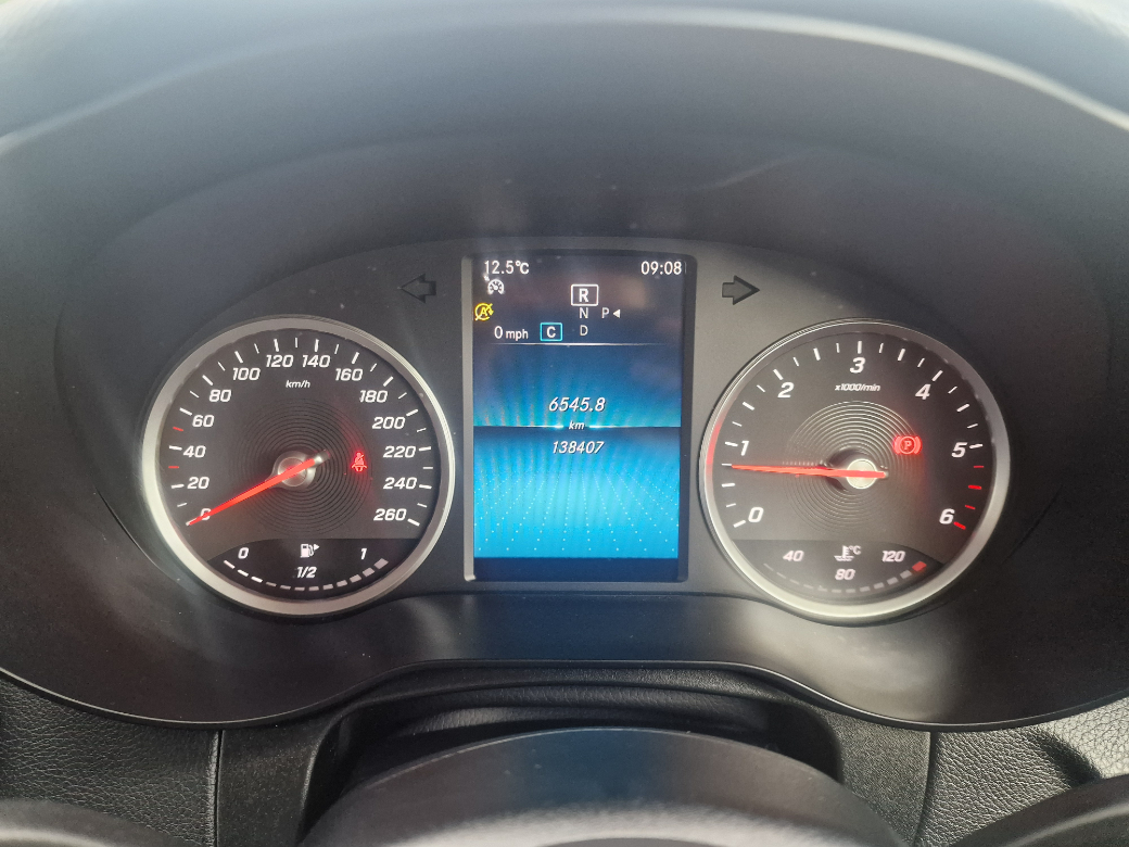 2021 Mercedes-Benz GLC Class