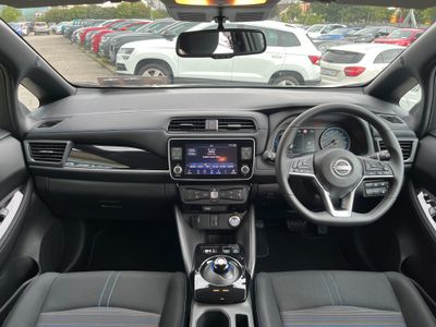 2025 Nissan Leaf