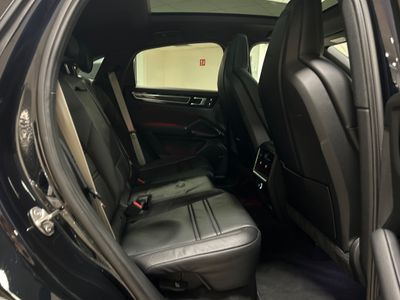 2023 Porsche Cayenne