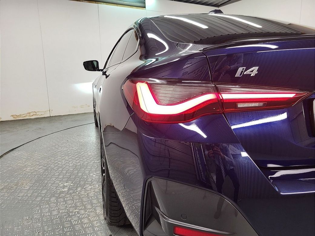 2023 BMW i4
