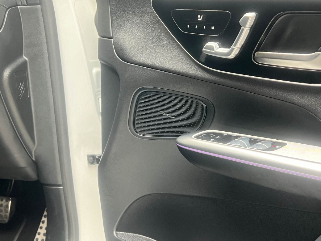 2024 Mercedes-Benz GLC Class