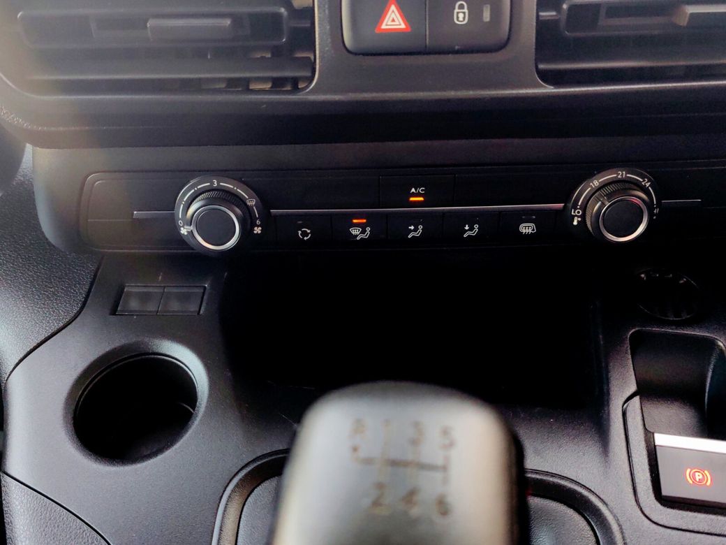 2023 Peugeot Partner