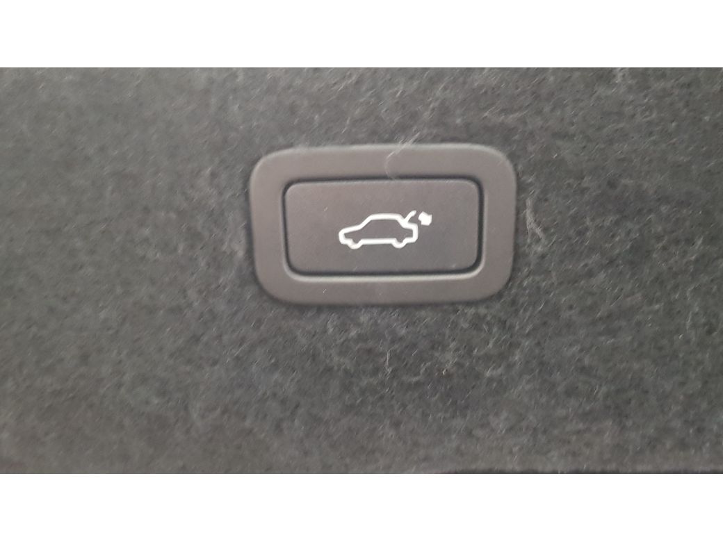 2021 Jaguar XF