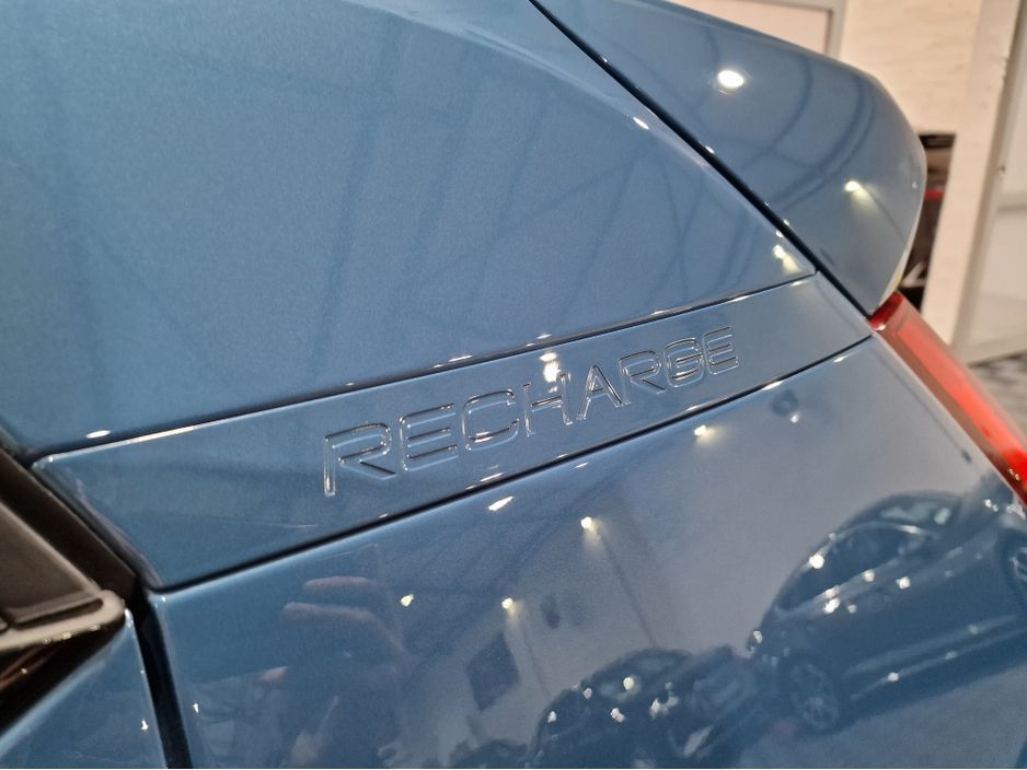 2023 Volvo XC40